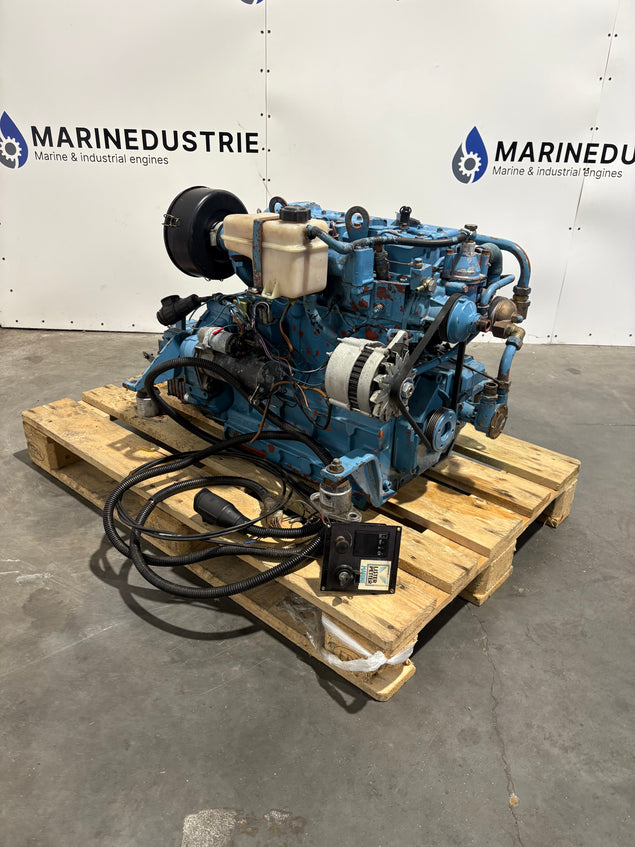 Moteur Lister Petter LPW4 40CV pour bateau