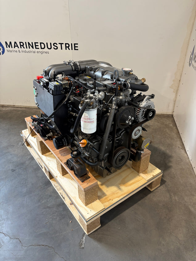 Yanmar 4JH80 Scheepsmotor (Voor onderdelen)